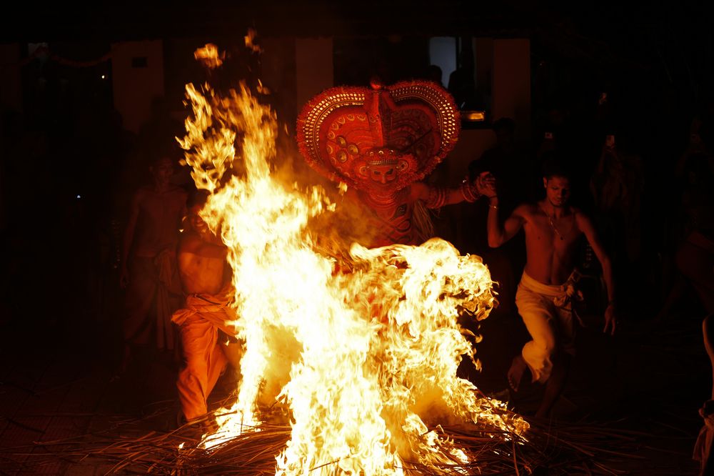 Kandanar Kelan Theyyam