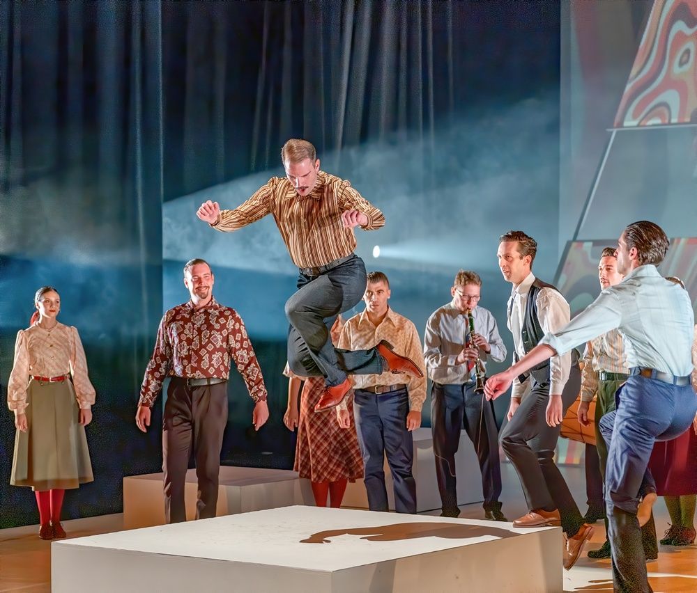 Photograph by Gabor Medgyesy