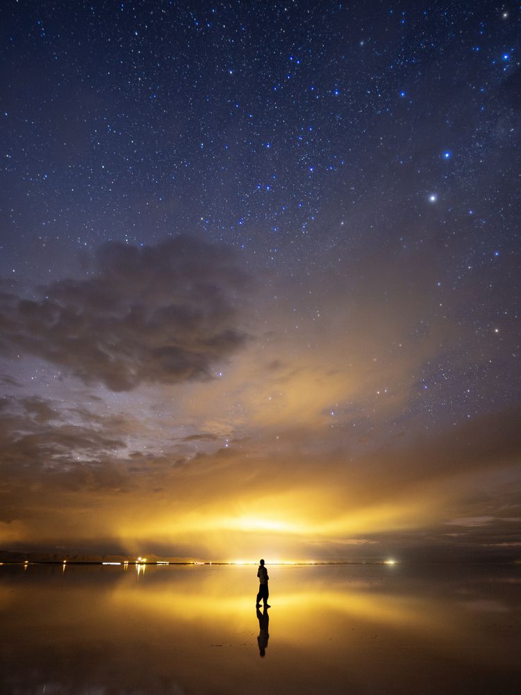 Photograph by Asahina Akira