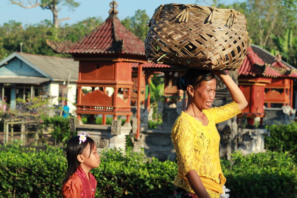 Photograph by Hans Richard Hans