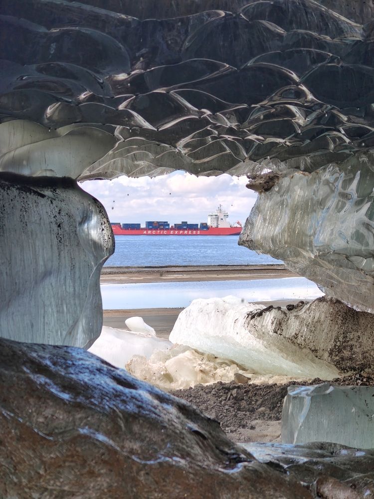 Лето впереди