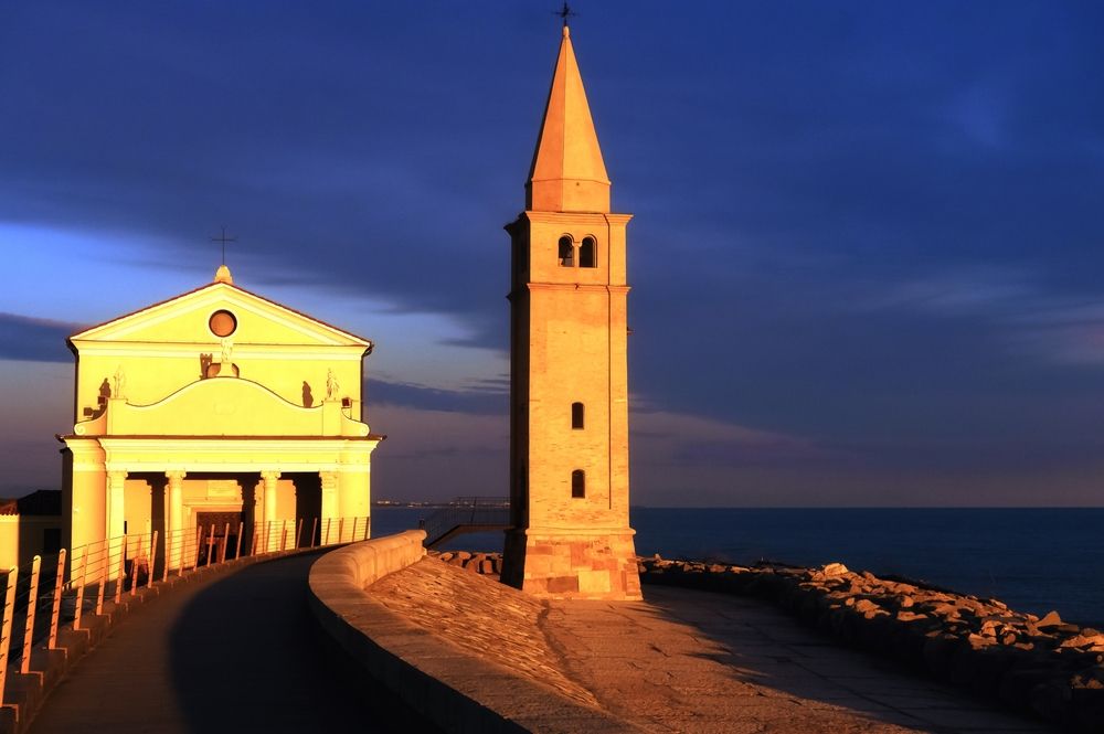 Chiesa al mare