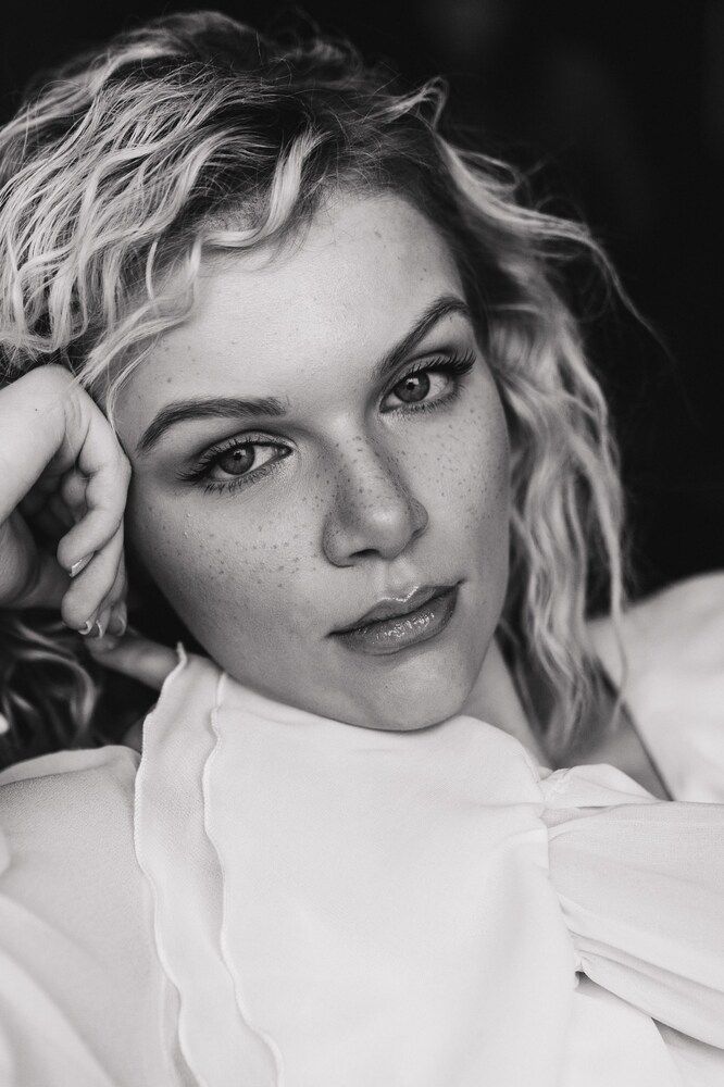 Полина моими