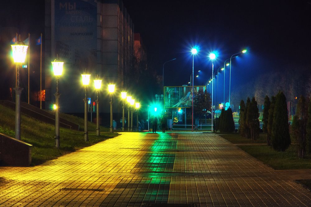 свет вечернич фонарей