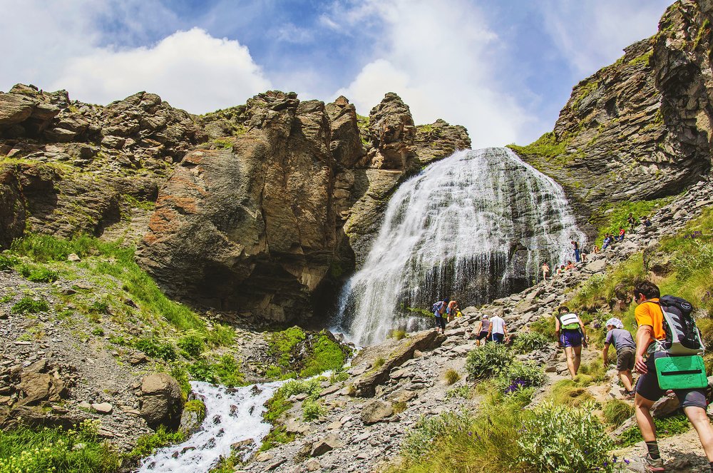 Дорога к водопаду
