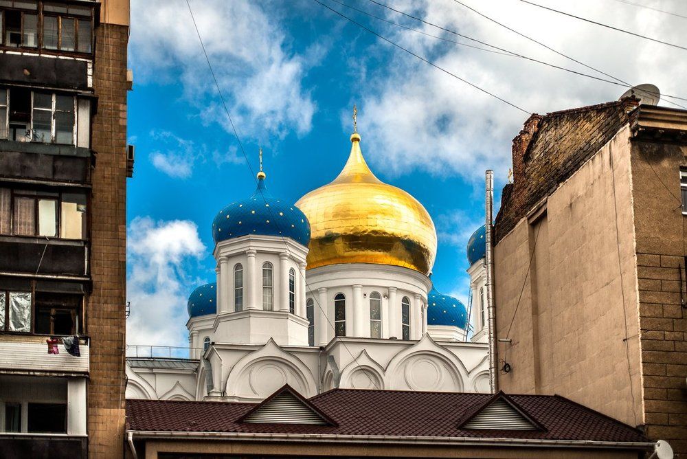 Городские контрасты