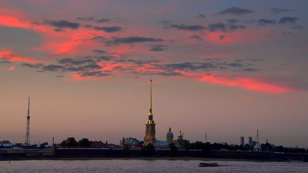 Закат над Невой