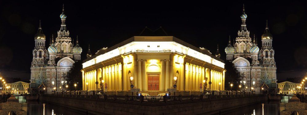 Русский музей Корпус Бенуа и Спас на Крови вариация на тему Отражения Санкт Петербург