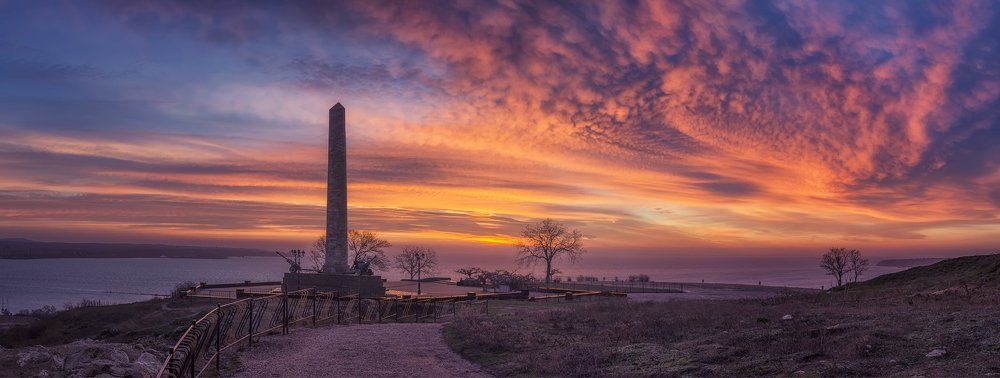 Рассвет на земле Героев