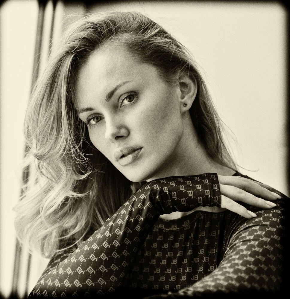 Фотография автора Владимир Ларионов