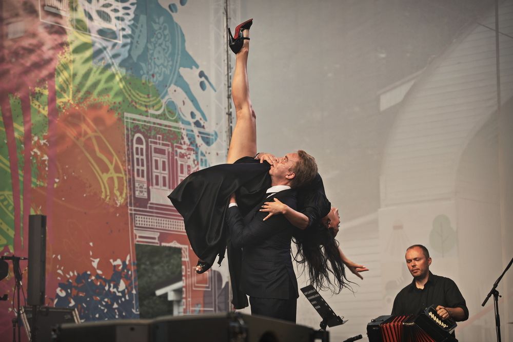 Трудное танго... Москва