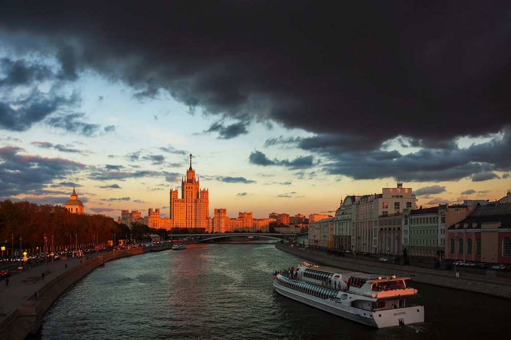 Дом на Котельнической набережной, Москва.