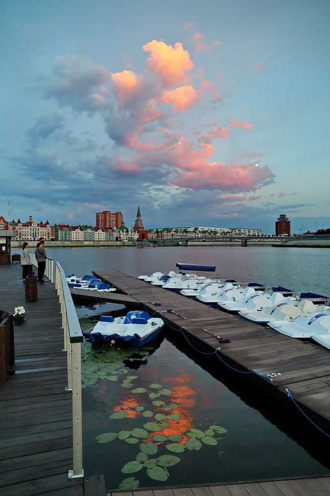 Фотография автора Александр Челмодеев