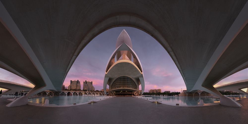 Photograph by Hector Ballester