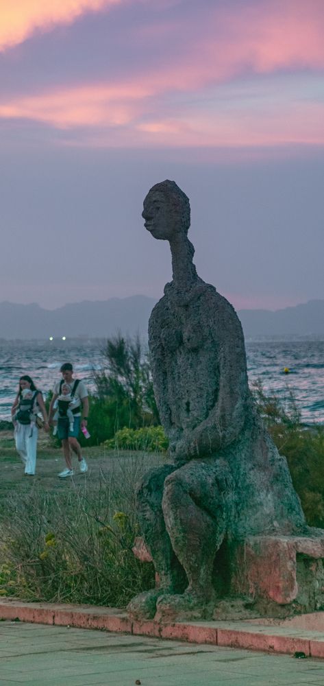 Photograph by Vitalii Kaznin