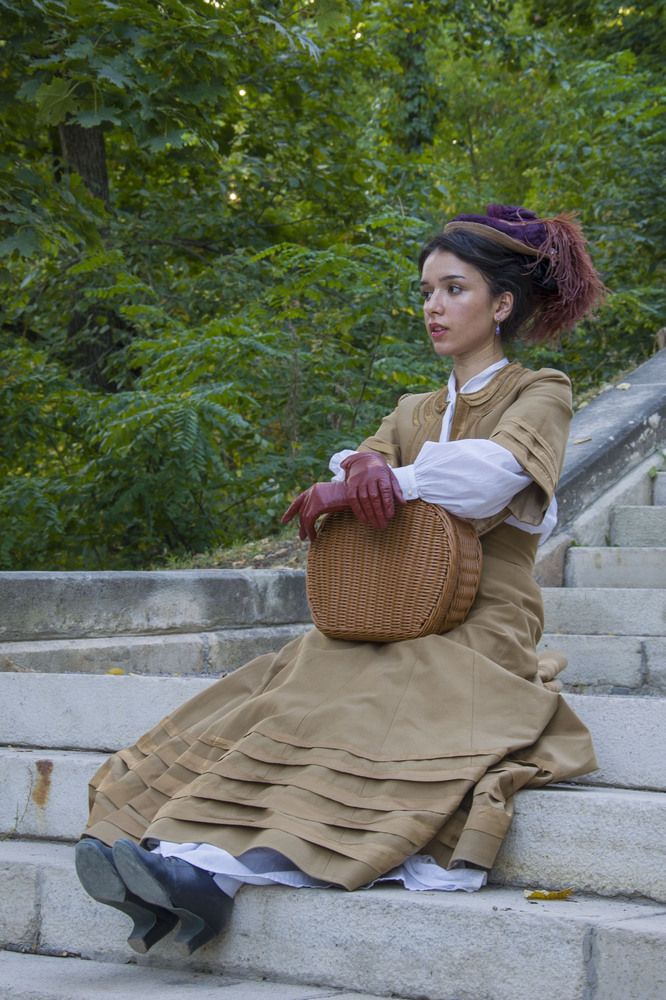 Девушка в ретро.