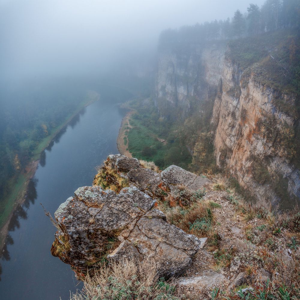 Айские притесы в тумане