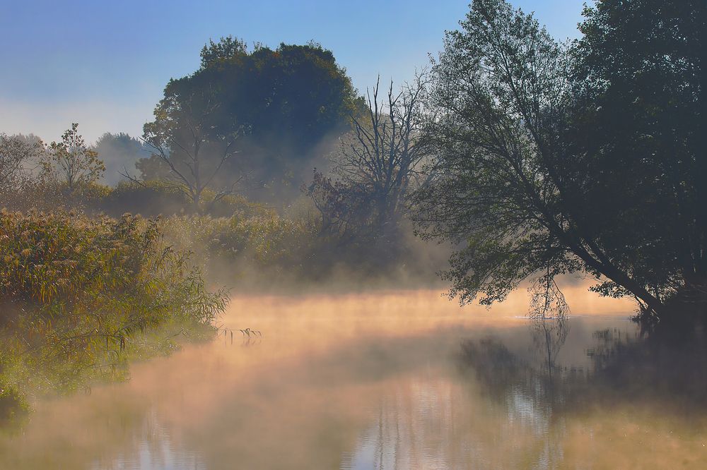 Тёплый рассвет.