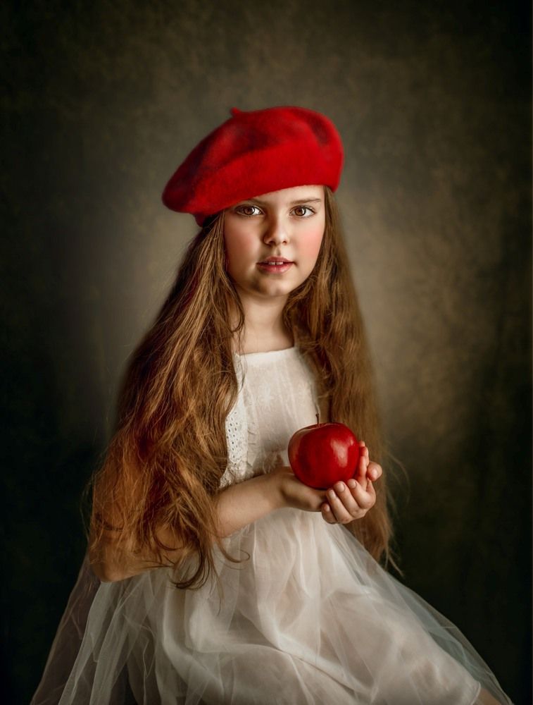 Photograph by Monika Nanasi