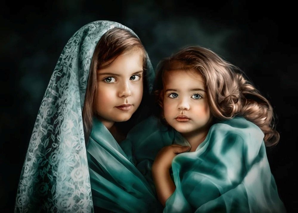 Photograph by Monika Nanasi