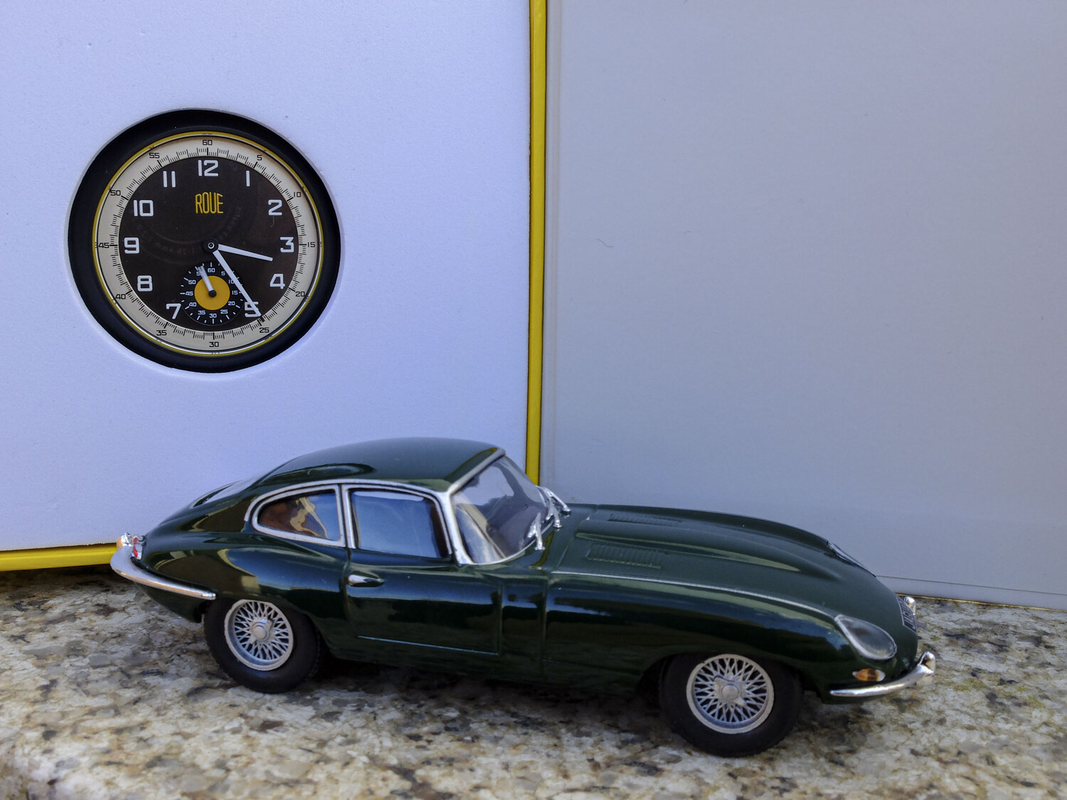 Photo #11965879