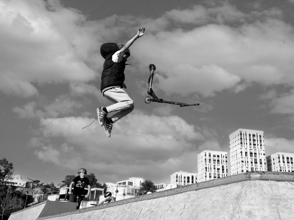 А говорят, что люди не летают.