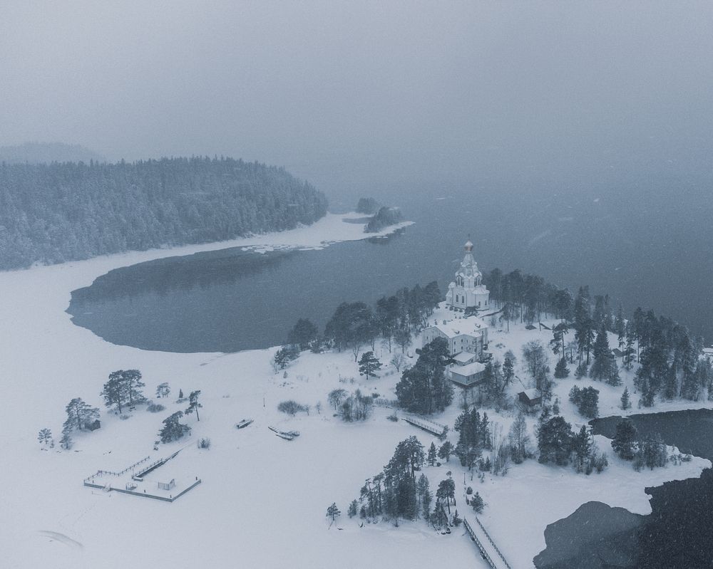 Фотография автора Андрей Уваров