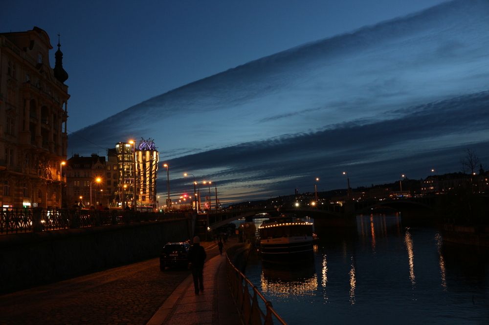 dancing waltz, heavenly waltz