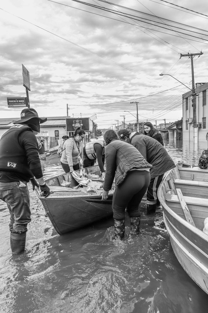 Photograph by Alcides Guedes