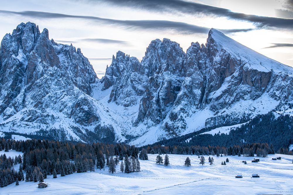 Заснеженная долина Сьюзи. Итальнские Альпы