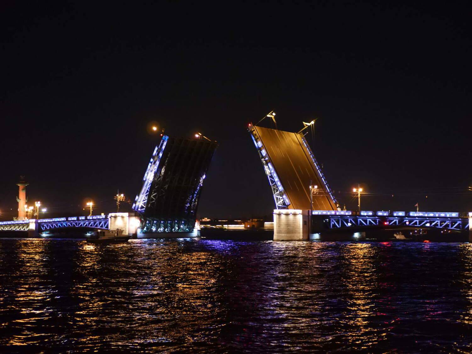 Дворцовый мост. Санкт-Петербург Дворцовый мост. Санкт-Петербург