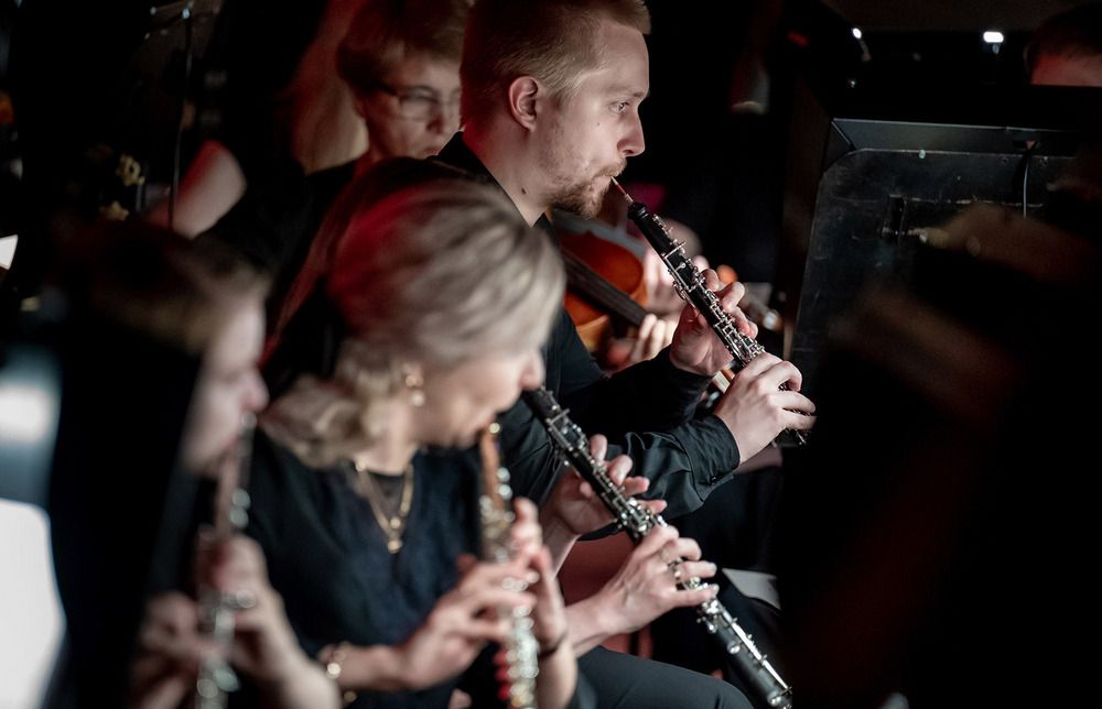 Одна премьера