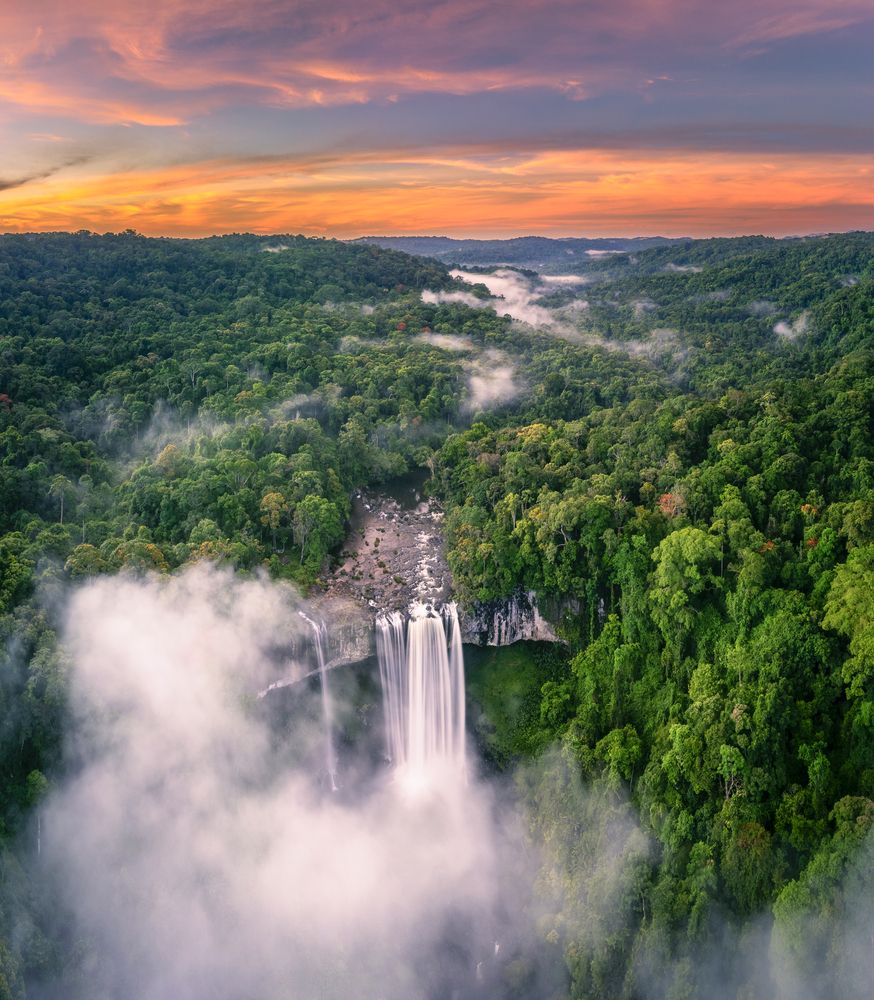 Photograph by Tuấn Nguyễn Tấn