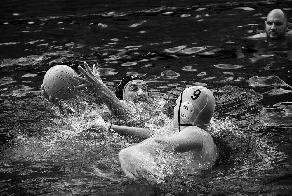 Борьба за мяч