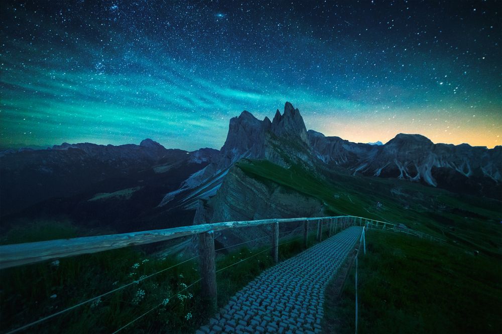 Фотография автора Peter Dužek