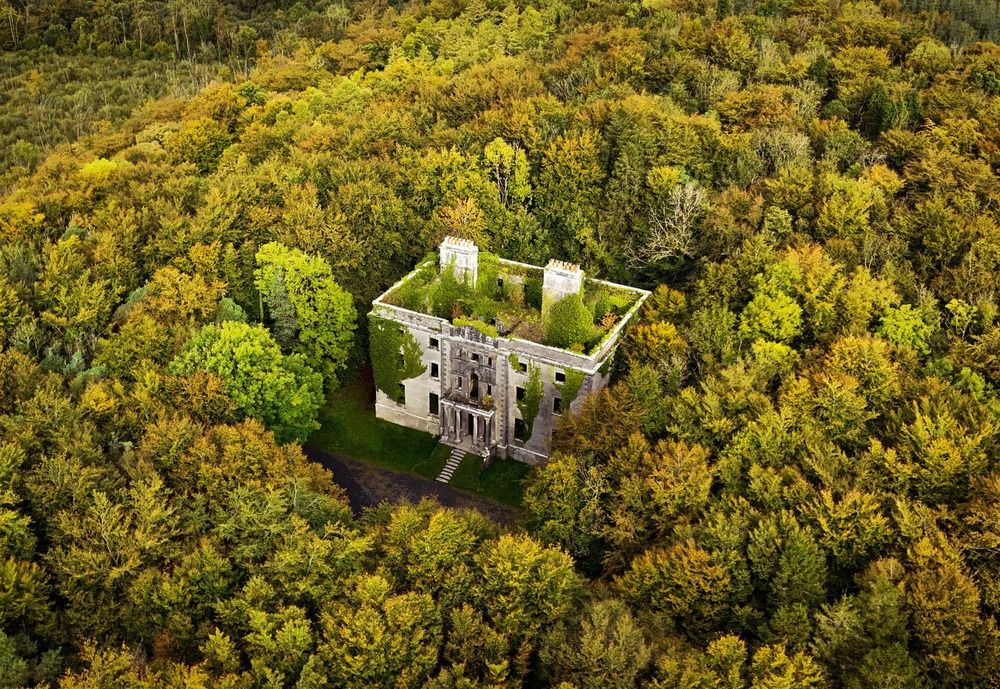 Photograph by Grzegorz Lazar