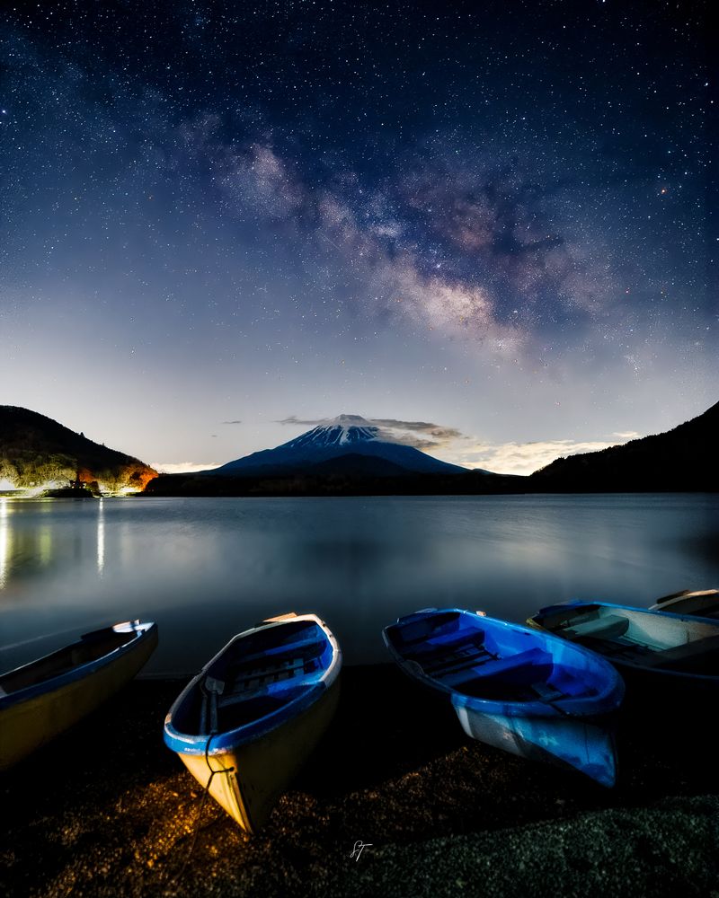 Photograph by Sebastian Tan