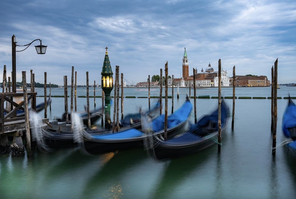 Photograph by Grzegorz Lazar