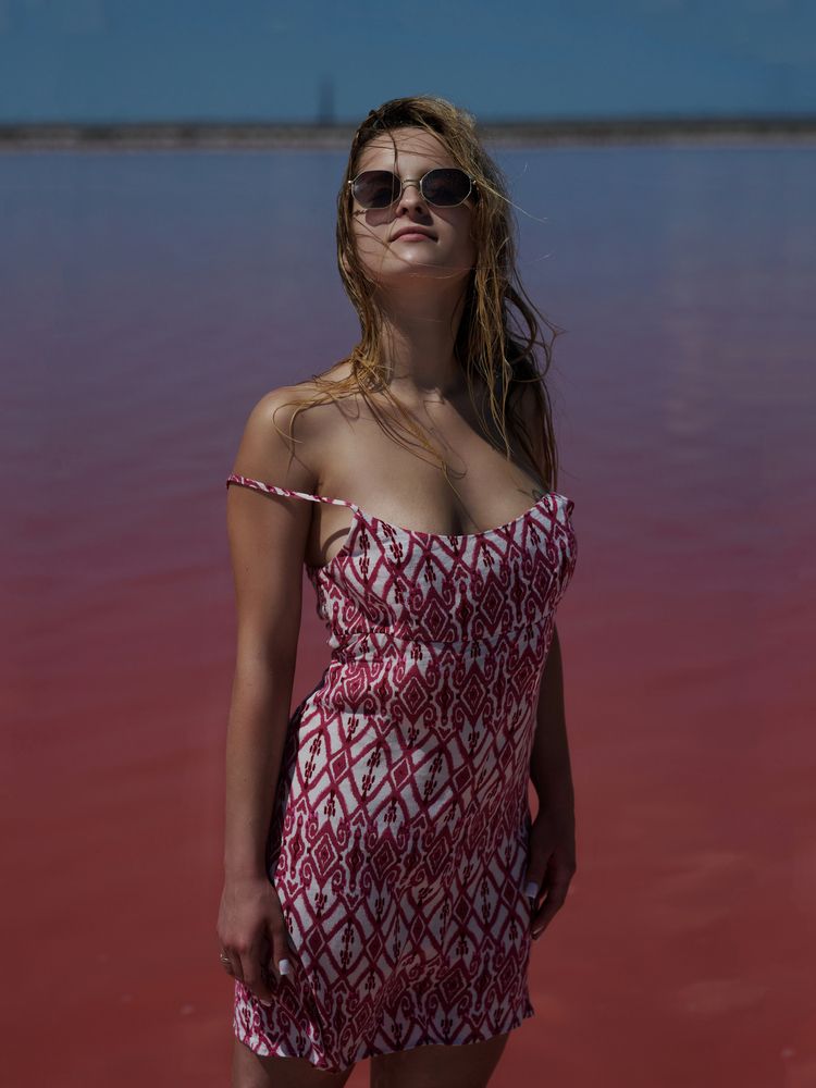 Photograph by Gene Oryx