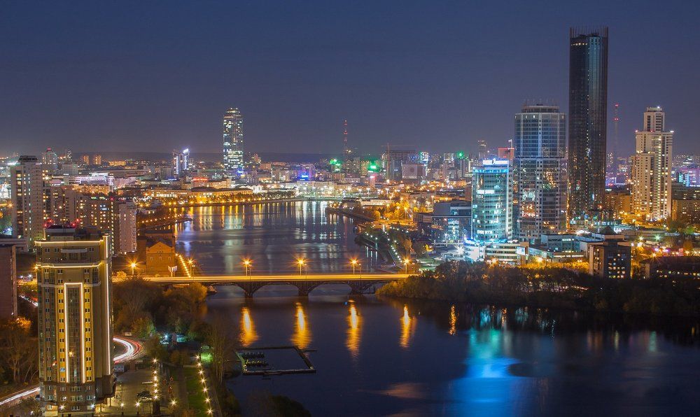 Вид на Макаровский мост