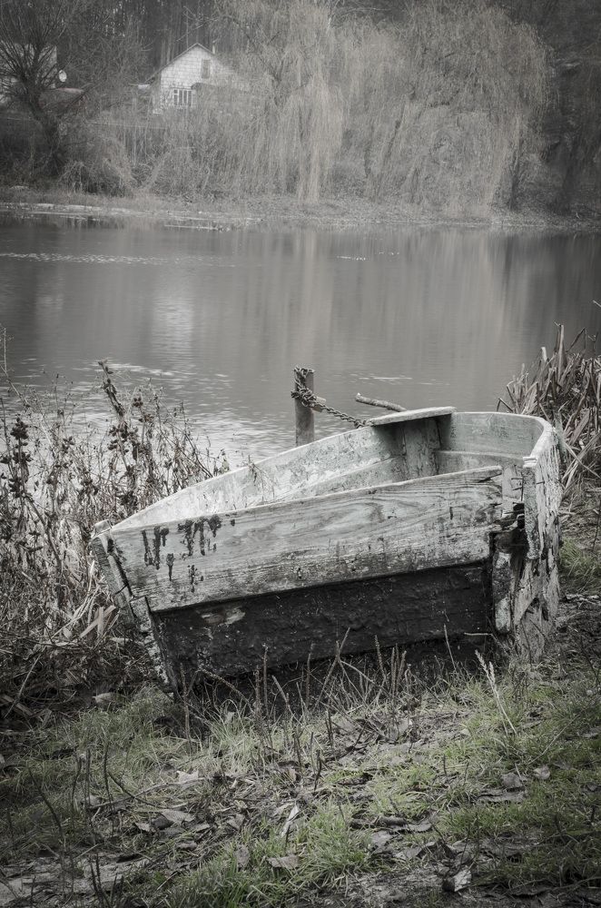 Старая лодка