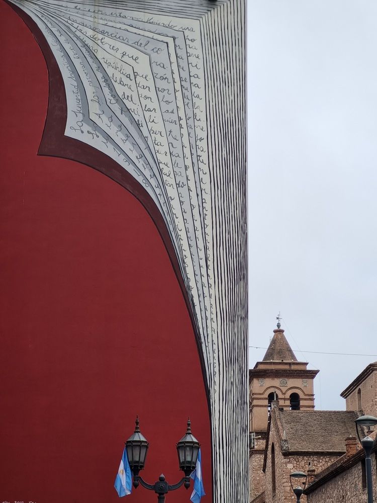 La Manzana de las Luces