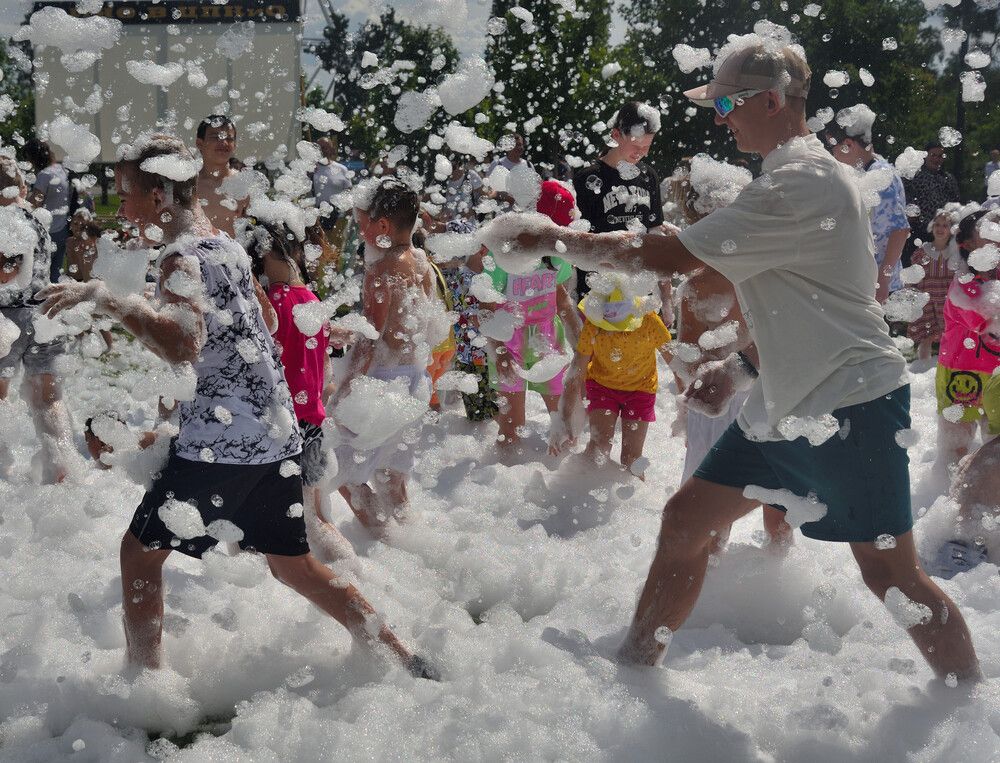 след в след