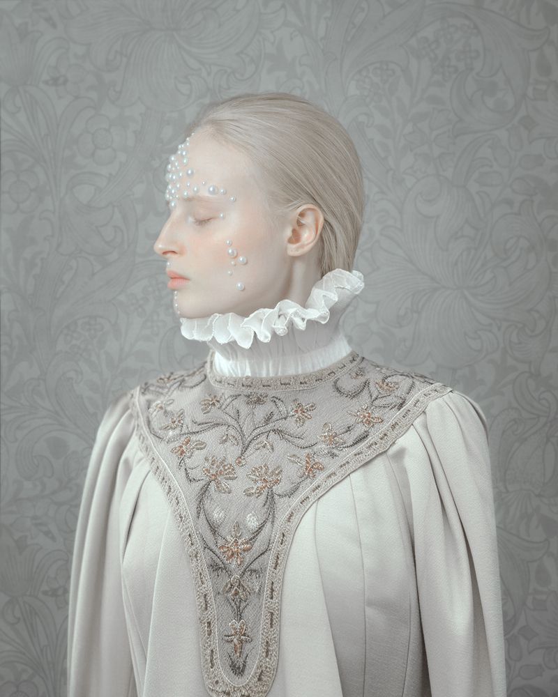 С жемчужинами