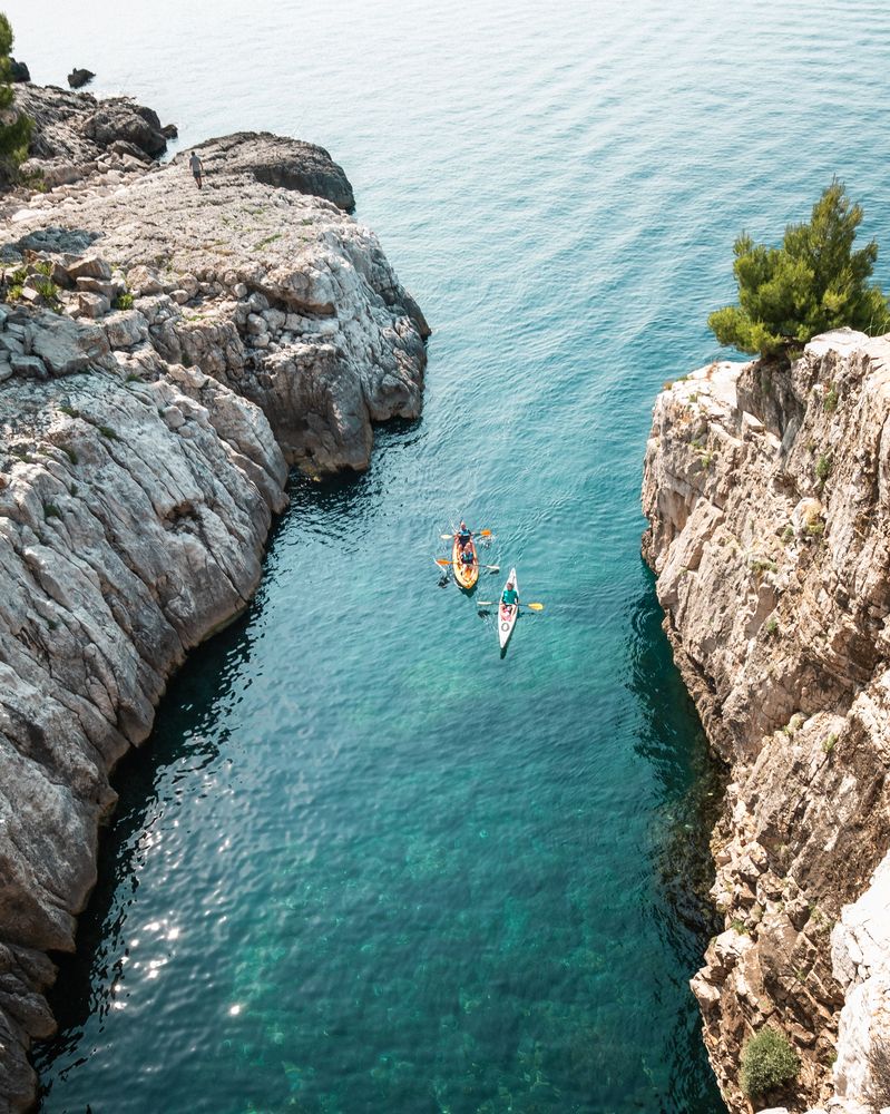 Photograph by Mario Radić