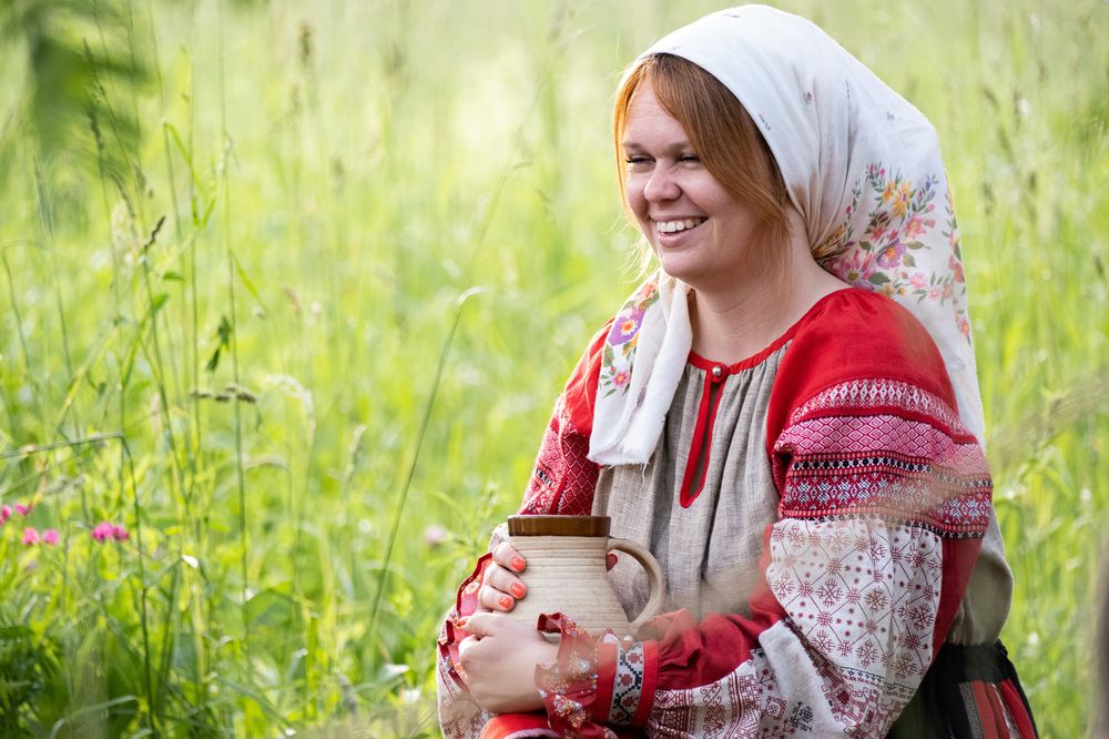 Девушка с русской деревни