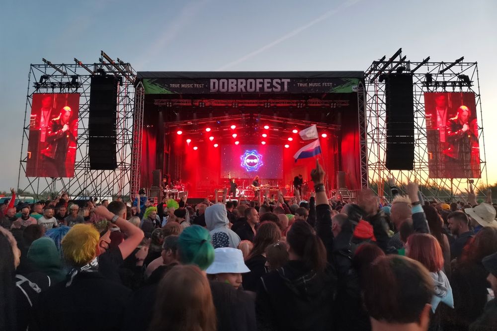 Фотография автора Андрей Шестаков