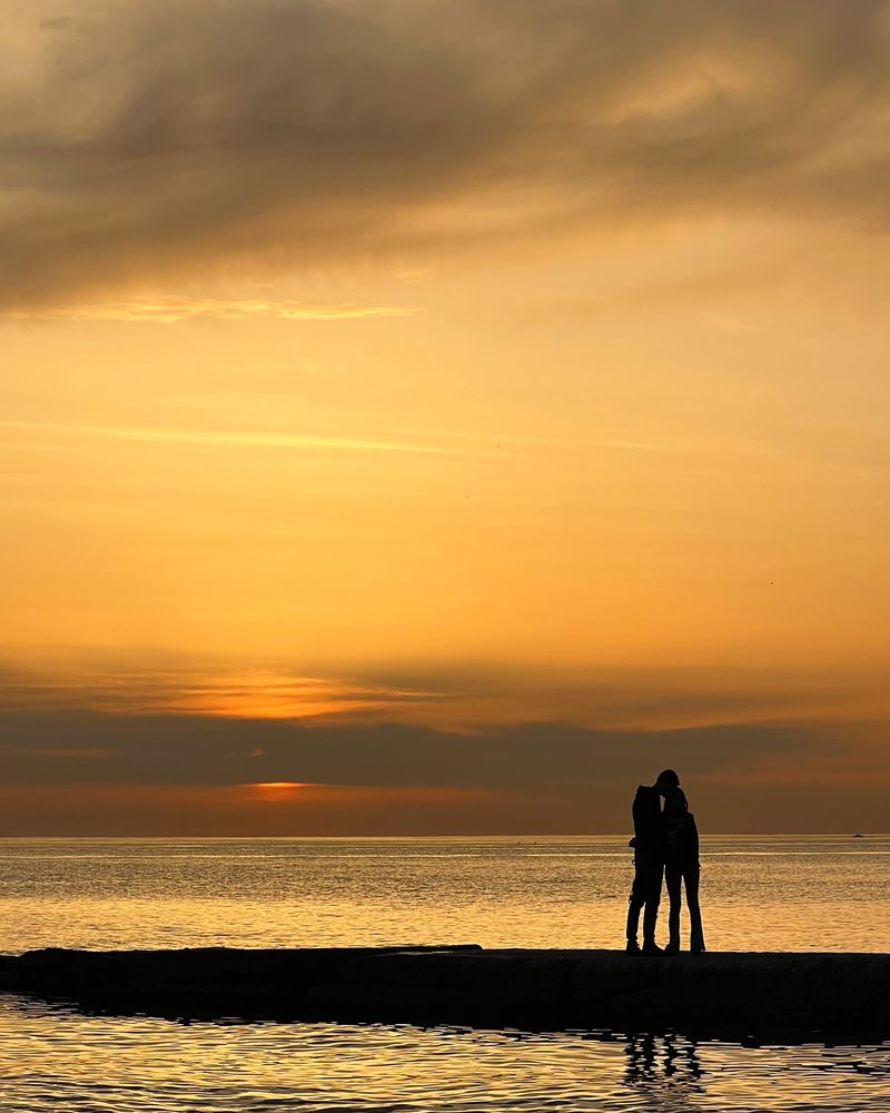 Наверно это любовь