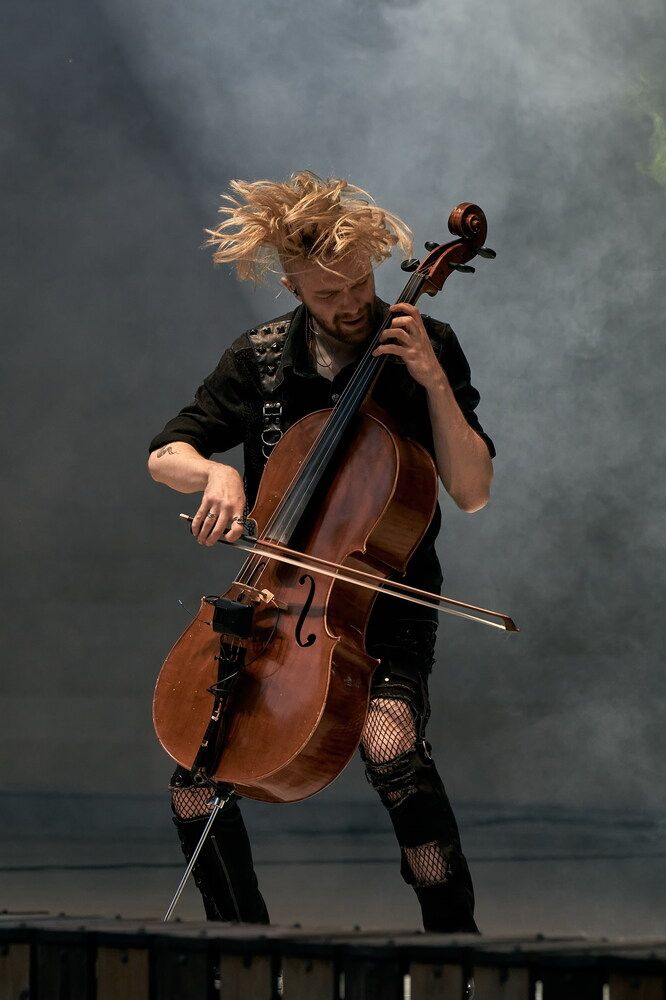 Rock Cello movement