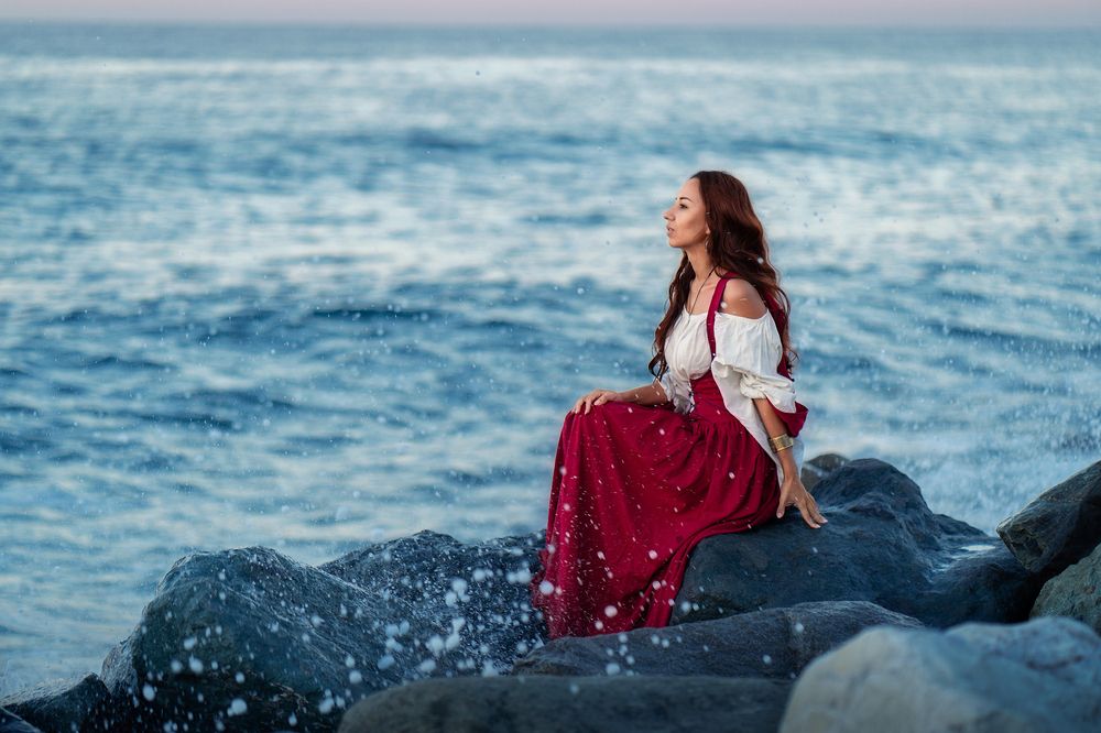 Waiting for the native drakkars